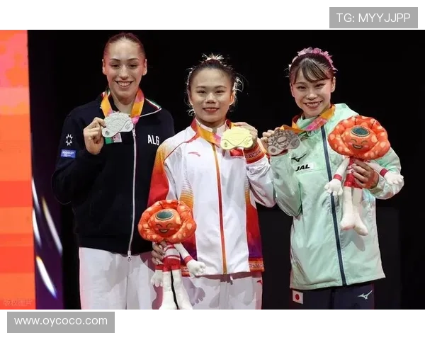 历届世界大赛中涌现出的优秀体操运动员完整名单汇总与荣誉展示